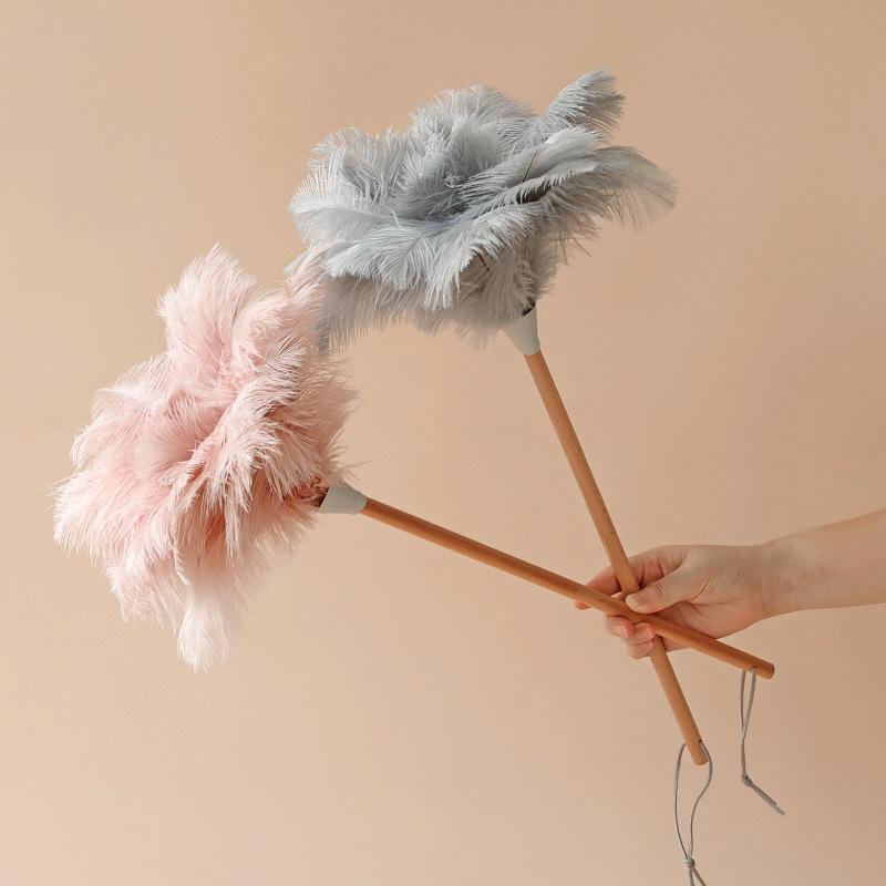 羽根ブラシ 家庭用 ダチョウ羽毛 静電気埃吸着 ピンク 長木柄 掃除 装飾 ハンディ キッチン リビング ..