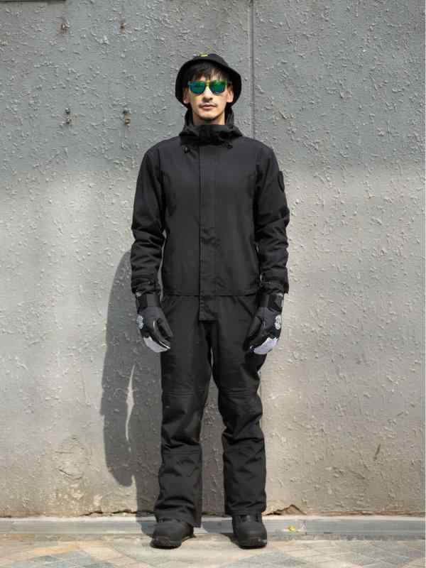 秋冬 スキーウェア 男女兼用 つなぎ服 スノーボード対応 スキーパンツセット 全面防水加工 プロ仕様 ウィンタースポーツ 雪上アクティビティ アウトドア 耐久性 高機能