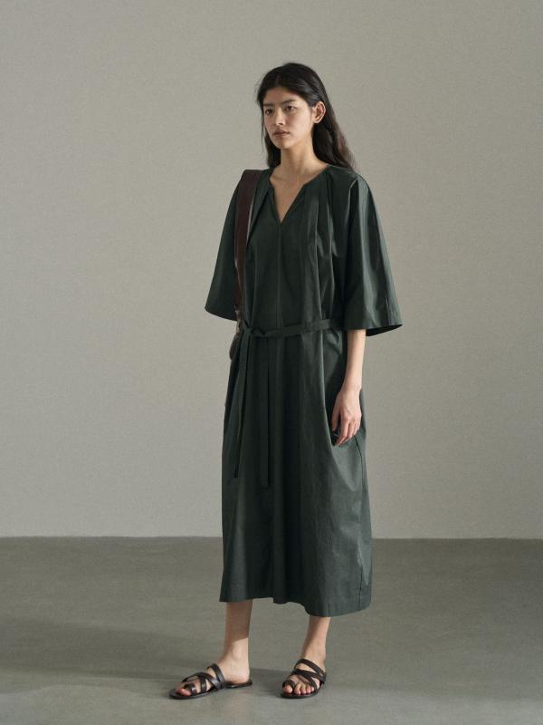 ワンピース レディース プリーツ 短袖 Vネック 通勤 紐付き ロング 綿 ドレス フレア 膝下 シンプル フ..