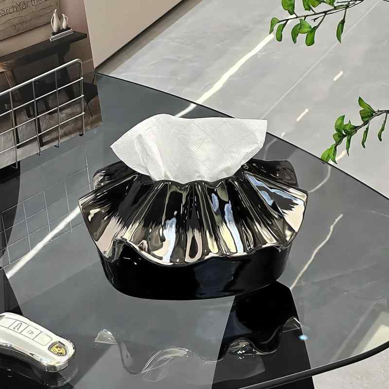 ティッシュケース 家庭用 高級感 花柄 フリル バッグ型 セラミック 紙巾箱 リビング ダイニング ナプキン 収納 インテリア かわいい デザイン 軽量 日常使い 通勤 通学 アウトドア 部屋着 接触冷感 吸湿速乾 再生繊維