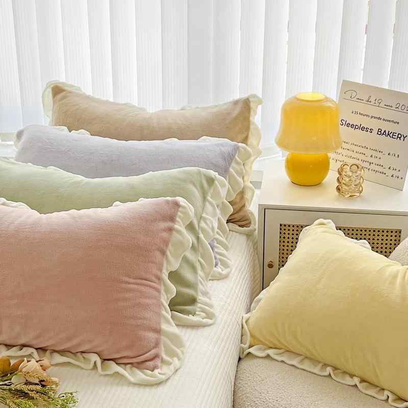 Rakuten - 枕カバー シングル 秋冬 加厚 コーラルフランネル 無地 レース付き 2枚セット 家庭用 再生繊維 寝室 暖か 柔らか 吸湿 速乾 耐久