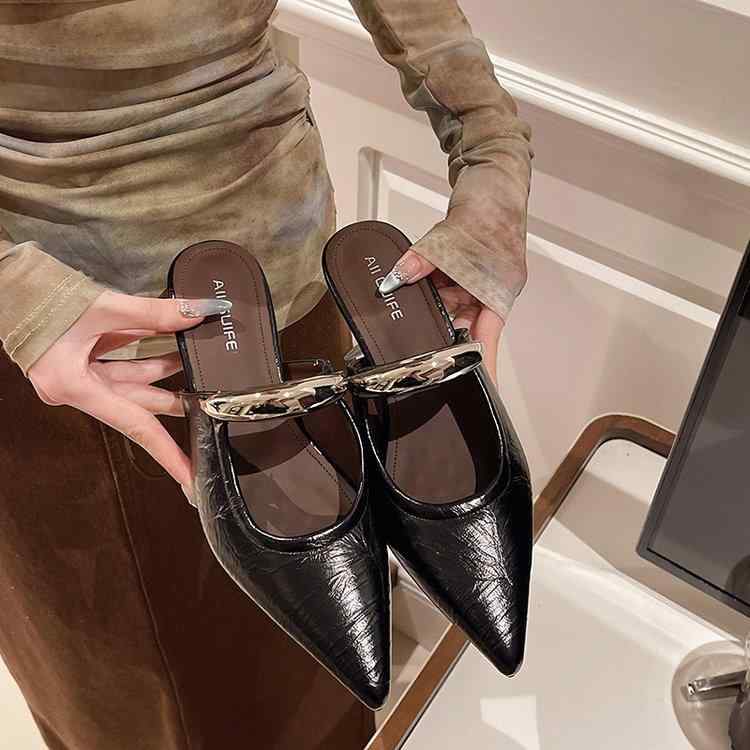 ミュールサンダル レディース 春夏 フレンチスタイル トゥカバー メタルバックル ポインテッドトゥ イージースリッポン ローカット アウトドア 日常使い 軽量 快適