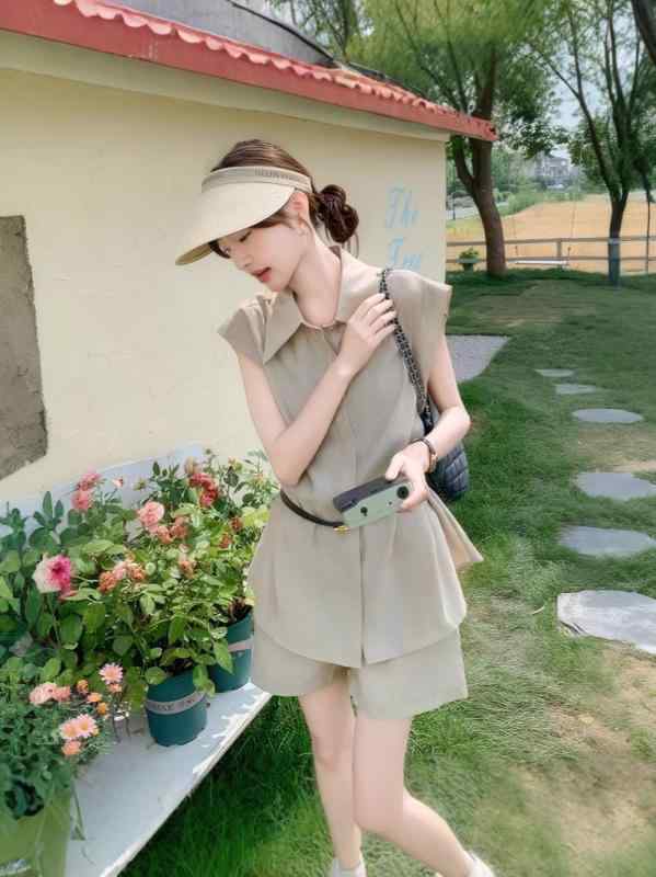 レディース ブラウス シャツ セットアップ ノースリーブ ウエストベルト付き ウエストマーク スタイルアップ 細見え 高見え 上品 きれいめ 韓国ファッション オフィス カジュアル 夏