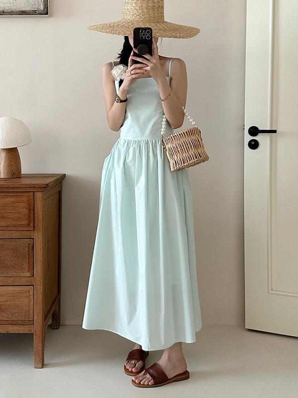 ワンピース レディース 春夏 ビーチ リゾート ロングドレス スクエアネック 背中開き ストラップ スリム ロマンチック バカンス フェミニン スタイル