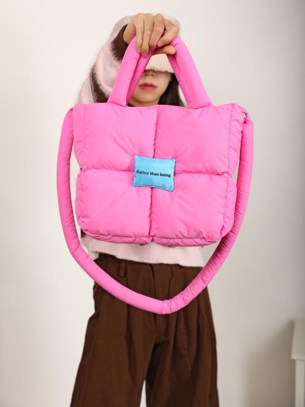 ・色: 白,黒,ブラウン,ピンク・スタイル: ストリート・素材: キャンバス・種類: トートバッグ・サイズ: 中型・要素: ダウン・裏地: ポリエステル・形状: 横型方形・開閉: ジッパー・内部構造: ジッパー隠しポケット・硬さ: ソフト・外ポケット: 内貼袋・ストラップ: 2本