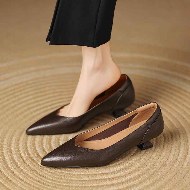 ローヒールパンプス レディース 羊皮 本革 尖頭 浅口 シンプル 通勤 春夏 四季 軽量 吸湿速乾 ハイウエスト 再生繊維 ブラック ピンク系