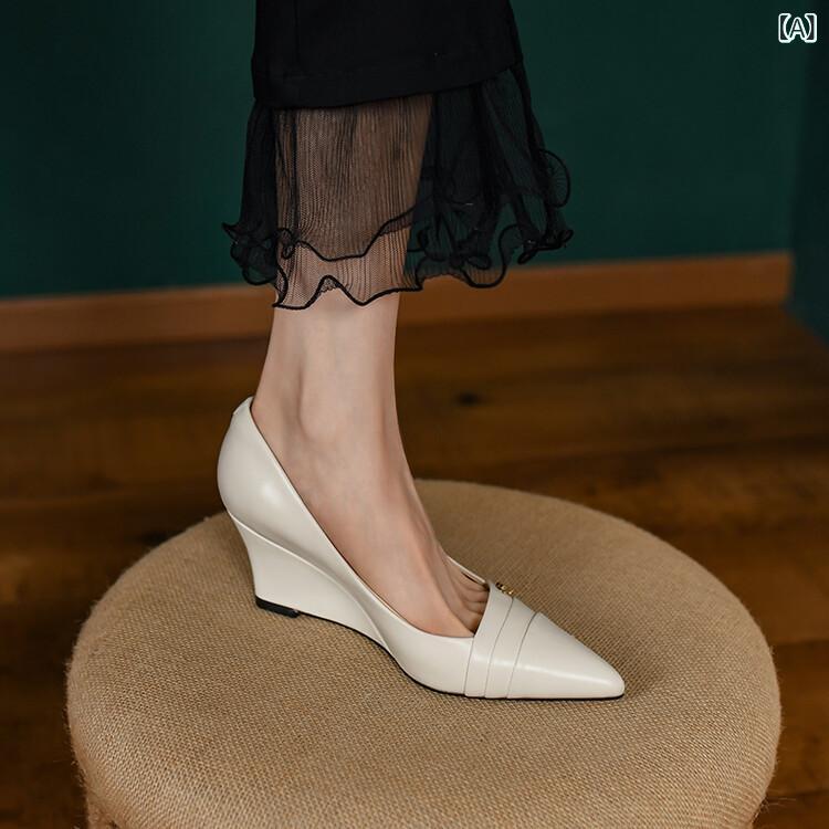 レディース パンプス ポインテッドトゥ ウェッジヒール オフホワイト シンプル 春秋 女性シューズ 軽量 快適 通勤 デイリー