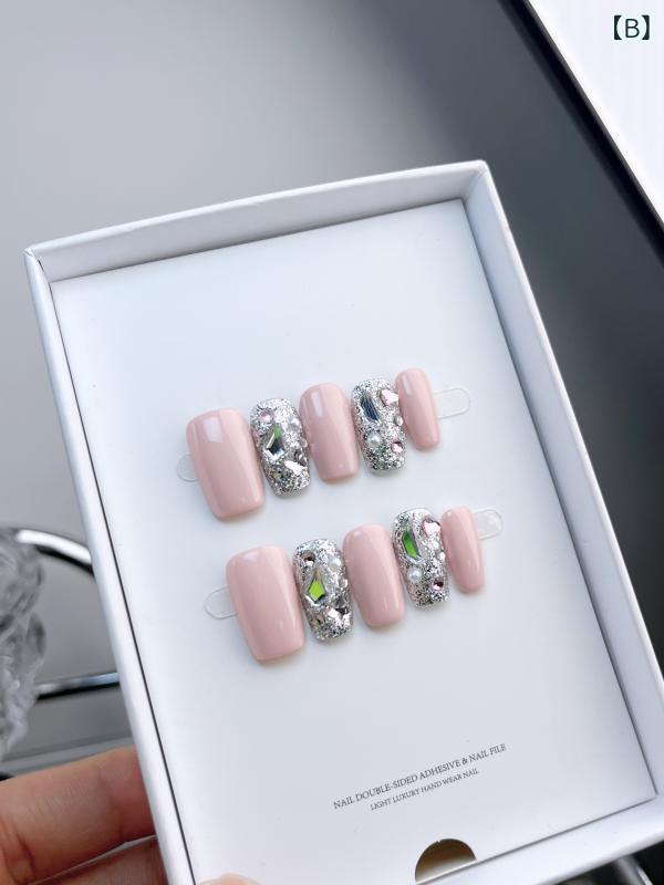 ネイルチップ レディース かわいい ベビーピンク ソフトピンク 水晶 ショートネイル 手作り 付け爪 美白 肌白く見せる ジルコニア 満載 ストーン キラキラ 輝く スパークル