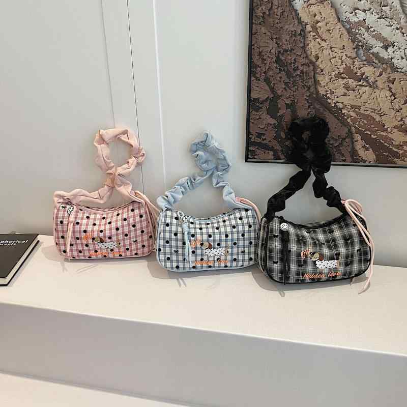 レディース ショルダーバッグ 刺繍 ダックスフンド アニマルモチーフ プリーツ シャーリング ワンショルダー 個性的 トレンド おしゃれ 大人可愛い デザイナーズ 高見え 肩掛け ミニバッグ ホーボーバッグ