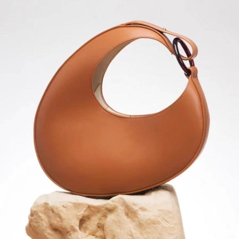 レディース バッグ ショルダーバッグ クレセント型 大容量 個性派 トレンド デザイン 脇下 使い ハンドバッグ 日常使い コーデ アイテム