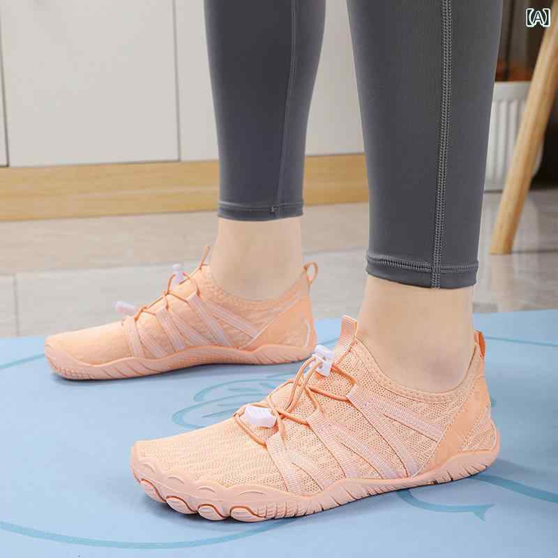 くらしのセロネの室内運動シューズ 男女兼用 軽量 ソフトソール 通気 クッション 滑り止め ピラティス フィットネス トレッドミル ジャンプロープ｜アングル2