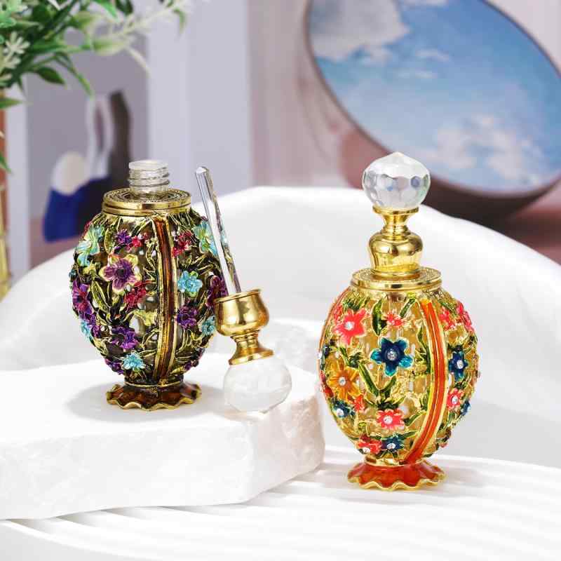 レディース 香水瓶 精油瓶 香精瓶 化粧水ボトル 12ml 小型 レトロ 宮廷風 透かし彫り デザイン エナメ..