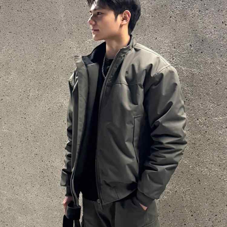 パイロットジャケット メンズ 秋冬 加厚 スタンドカラー 防水防風防汚 綿入 ショート丈 アメリカンシル..