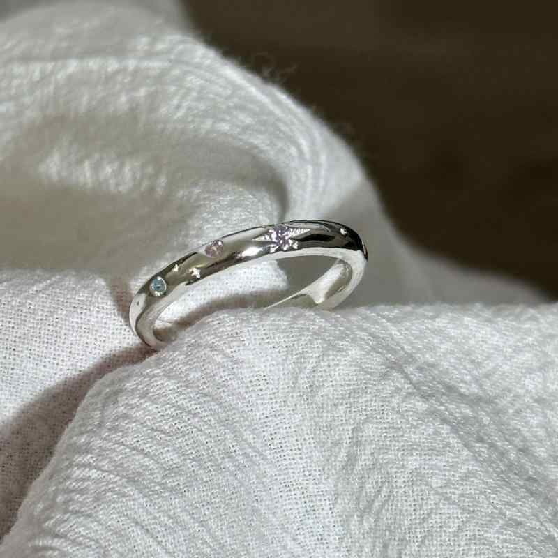 指輪 レディース 純銀 八芒星モチーフ カラージルコニア ユニークデザイン かわいい 高級感 スタイリッ..