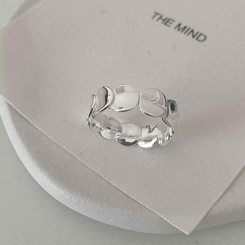 指輪 レディース 魚鱗モチーフ 切り替えデザイン シンプル 高級感 銀製 韓国風 アクセサリー ジュエリ..