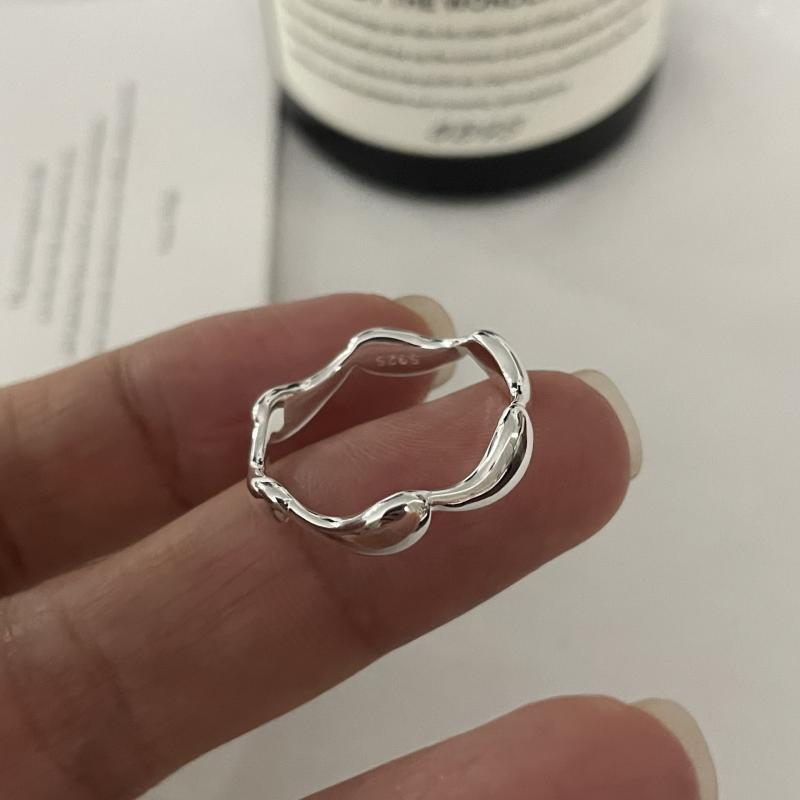 指輪 レディース 純銀 韓国風 ウェーブ模様 水滴型 シンプル スタイリッシュ デザイン