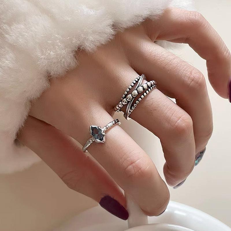 指輪 レディース 925純銀 高級感 軽奢 開口 不規則質感 サファイア ジルコニア デザイン