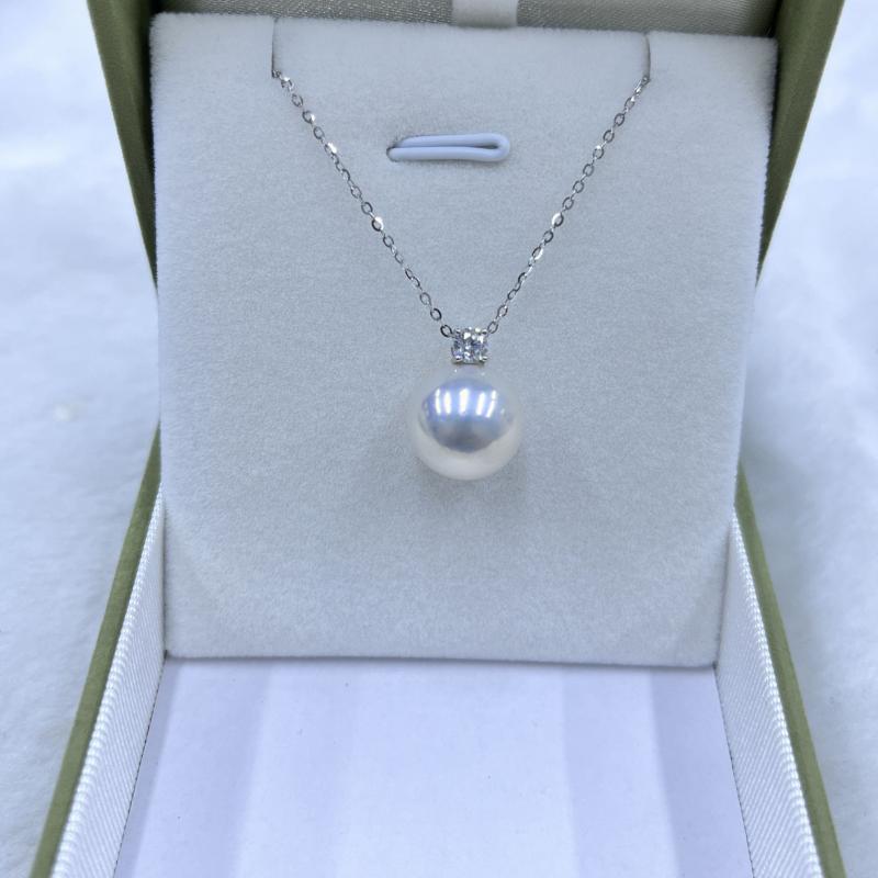 ペンダント レディース 真珠 10-12mm 正円 極光 無瑕 オーストラリア 白 再生繊維 高級感 クラシック ..