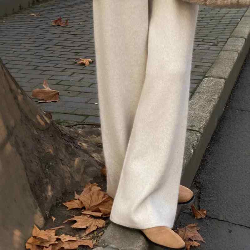 パンツ レディース 細見え 体型カバー 脚長効果 ハイウエスト テーパード ゆったり 楽ちん 高級感 秋冬