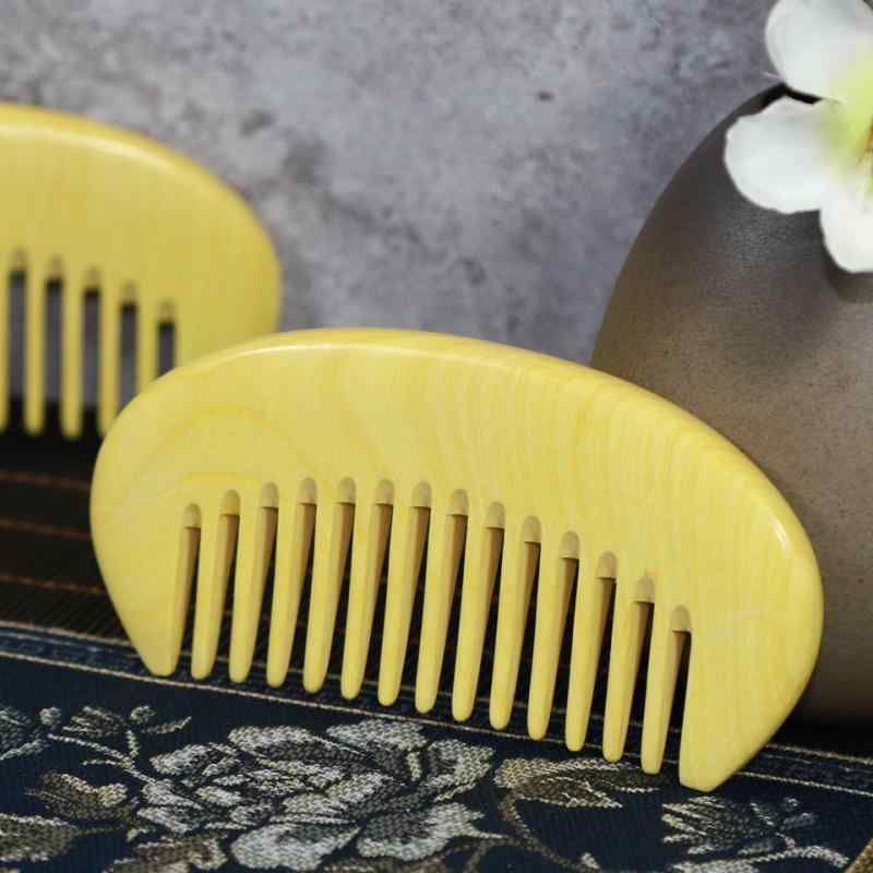 頭皮マッサージブラシ 男女兼用 黄楊木 天然木製 月牙形 ポータブル 携帯便利 家庭用ヘアケア 頭部マッ..