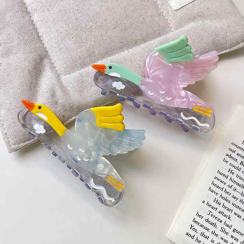 秋冬 レディース ヘアクリップ かわいい サメ型 アセテート ポニーテール アップヘア 多用途 髪飾り 甘美 デザイン