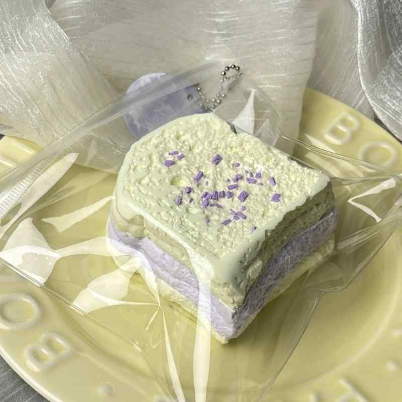 シリコン捏ね玩具 食品級 解圧グッズ 三層小トースト かわいい ストレス解消 手作り風 柔らか素材 子供向け 室内遊び 大人用 リラックスアイテム 安全素材 弾力性 癒し玩具 指先トレーニング ポップデザイン