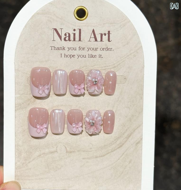 付け爪 レディース 立体 接触冷感 花柄 ピンクパウダー フランス風 優しい 気質 白く見える 手工 高級感 デザイン 指先 アクセサリー 通勤 日常使い 軽量 快適 フィット