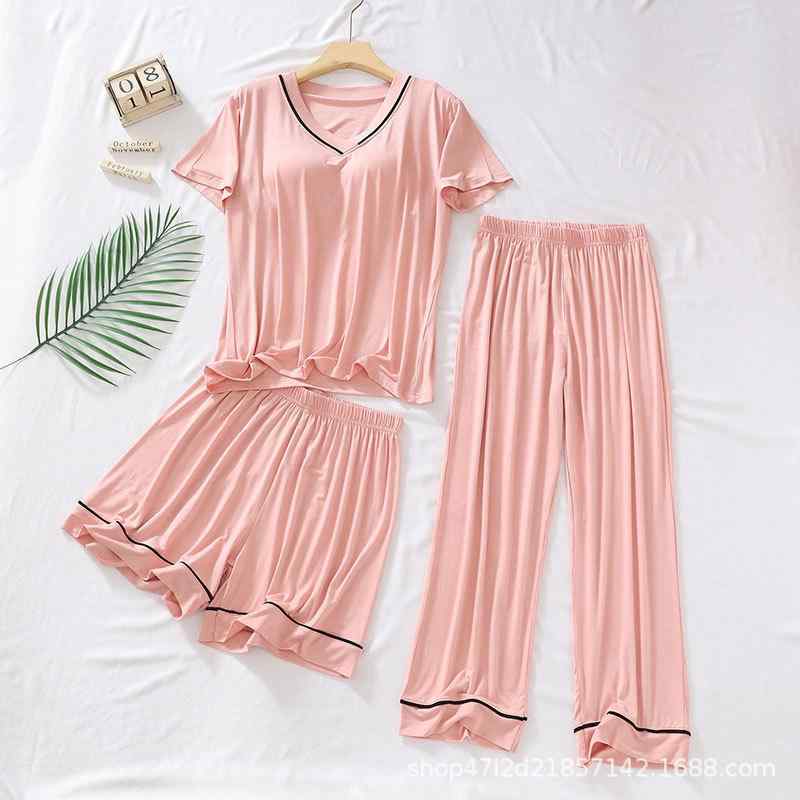 ・素材: ビスコース・主成分: ビスコース 90-95%・厚み: 中厚・生地重量: 121-140g/m²・襟型: Vネック・パンツ丈: ロング・機能: カジュアル、睡眠、在宅、快適・用途: 在宅・カラー: ピンク、ライトピンク、パープル、ライトブルー、ライトグリーン、イエロー・スタイル: シンプルカジュアル