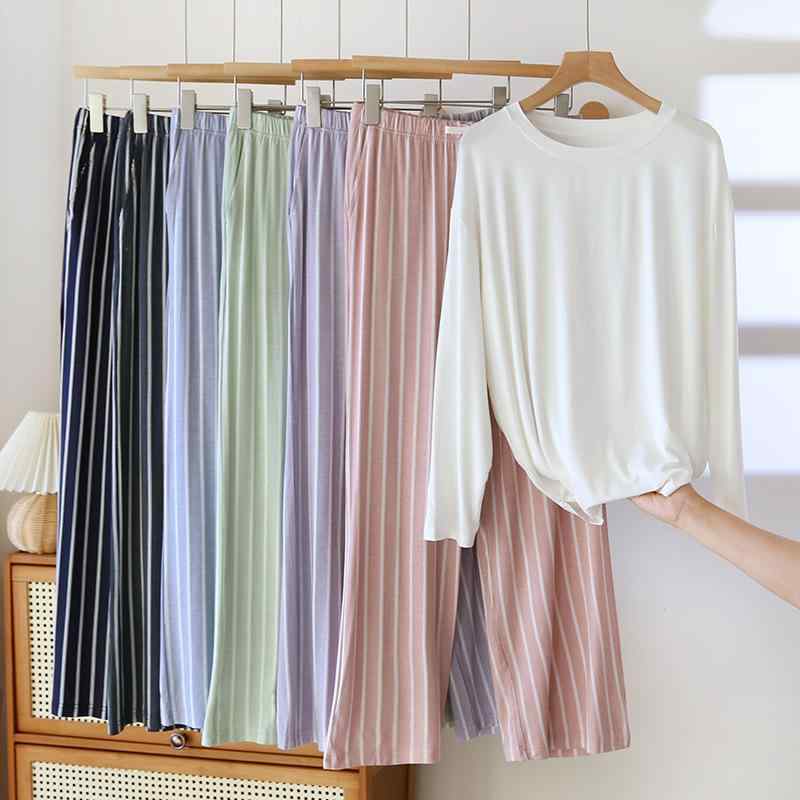 ・素材: モダール・メイン成分: ビスコース 90-95%・厚さ: 薄手・生地重量: 適中(181-200g/平方メートル)・ネック: ラウンドネック・袖丈: 長袖・パンツ丈: ロングパンツ・機能: カジュアル、通気性、スリープ、ホーム、快適・対象: 青年女性・シーン: ホーム・カラー: パープルストライプ+白T,ライトグリーンストライプ+白T,ピンクストライプ+白T,ブルーストライプ+白T,ネイビーストライプ+白T,ダークグレーストライプ+白T・サイズ: M,L,XL,XXL・スタイル: シンプルカジュアル