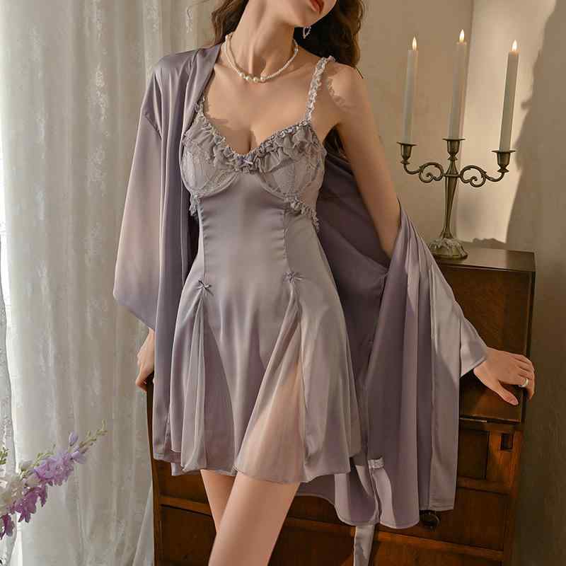 ・生地: アイスシルク・主素材: ポリエステル 70-80%・厚み: 中厚 141-160g/m²・タイプ: セットアップ・襟型: Vネック・機能: カジュアル、通気性、睡眠用、沐浴用、在宅用、涼感、快適・色: 白、黒、ワインレッド、紫・サイズ: M,L・スカート丈: ミディ・スタイル: セクシー・対象: 青年女性・シーン: 屋外、在宅