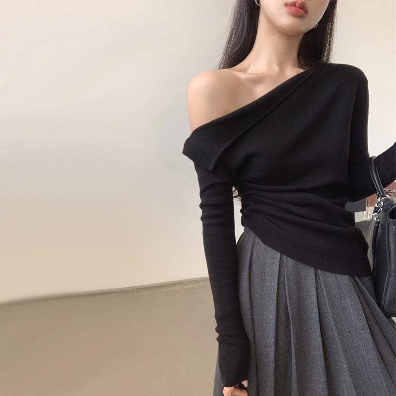 ・生地: ポリエステル・主素材: レーヨン 30-50%・柄: 無地・厚み: 普通・セット: 単品・スタイル: プルオーバー・シルエット: スリム・袖タイプ: 普通袖・襟: 斜め襟・袖丈: 長袖・ディテール: プリーツ・着丈: 普通 50-65cm・加工: 拼接・カラー: グレー,ブラック,ベージュ,レッド,ホワイト・サイズ: S,M,L,XL