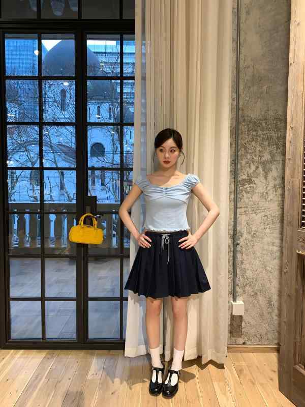 レディース 春夏 プリーツスカート ハイウエスト Aライン 学院風 ドローストリング ミディ丈 短めスカ..