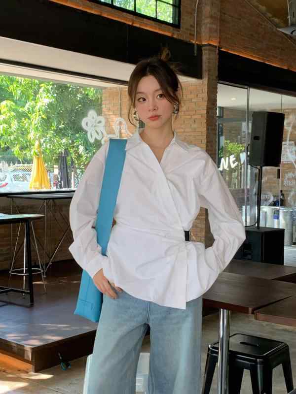 シャツ レディース 長袖 高級感 アシンメトリー デザイン ウエストシェイプ ブラウス トップス 切り替え 生地 軽量 通勤 着用