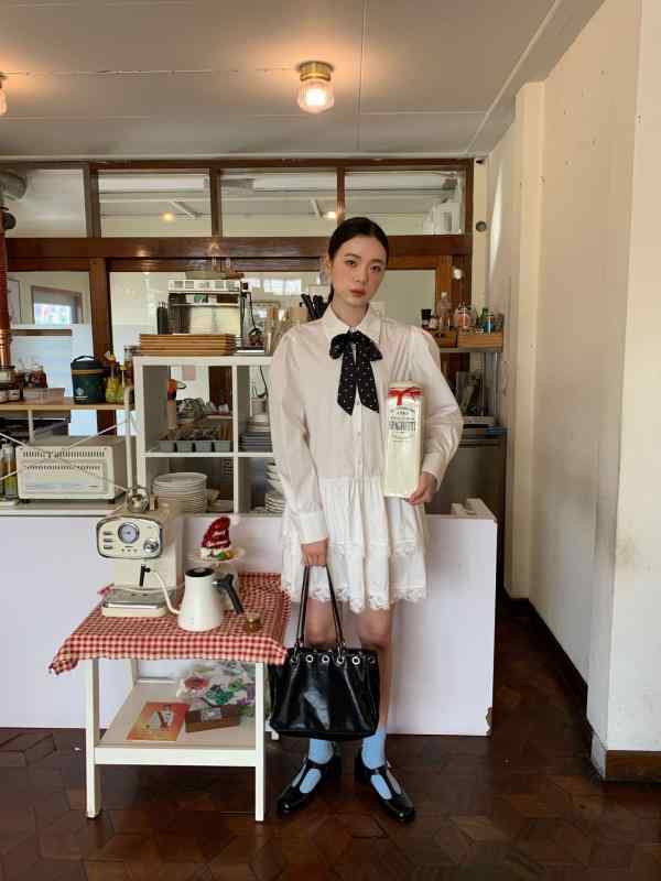 ワンピース レディース 春夏 学院風 減齢 気質 蝶結び シャツ ドレス トップス かわいい デザイン 軽やか シルエット 日常使い コーディネート