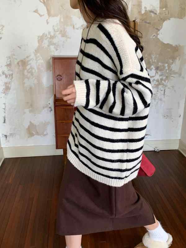ニット レディース 韓国風 ゆったり ストライプ ラウンドネック 秋冬 リラックス ルーズフィット 長袖 トップス セーター