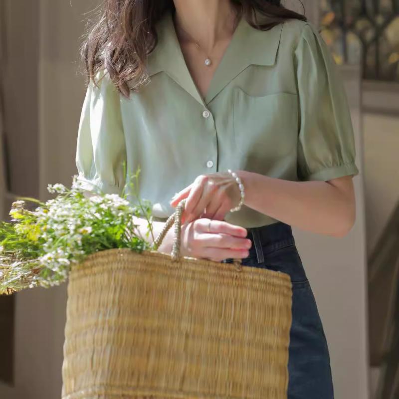 レディース シャツ ブラウス 半袖 パフスリーブ ピーターパンカラー 丸襟 レトロ 上品 薄手 涼しい ライトグリーン 大人可愛い トレンド カジュアル きれいめ 普段使い 夏