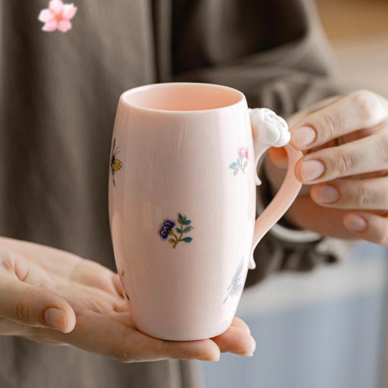 マグカップ 陶器 ハンドメイド 手づくり 花モチーフ 陶磁器 セラミック おしゃれ 高見え 北欧風 かわいい コーヒーカップ ティーカップ コップ タンブラー インテリア キッチン雑貨 ギフト プレゼント 贈り物