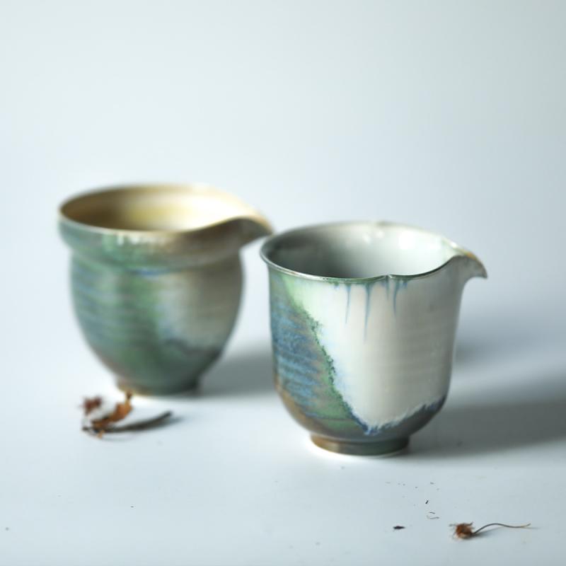 Rakuten - 茶海 公道杯 景徳鎮 陶磁器 ソーダ焼 青緑山水 山水画 貫入 オーロラ結晶 結晶釉 上品 高級感 贈り物 ギフト おしゃれ ピッチャー 湯冷まし 中国茶器 茶道具
