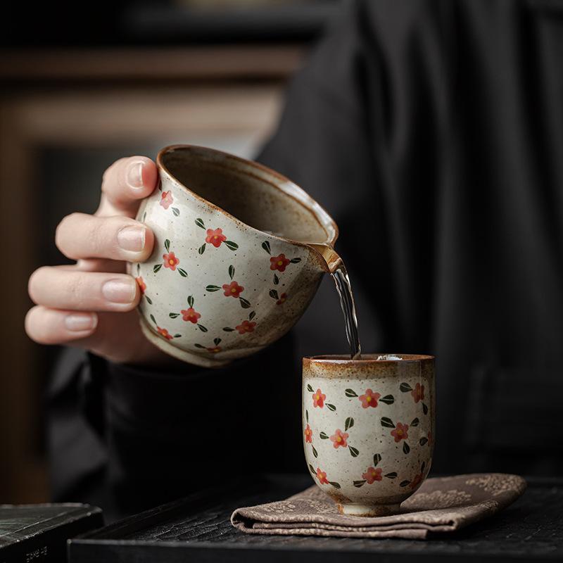 Rakuten - 茶海 公道杯 中国茶器 薪窯風 陶磁器 手作り 手描き 釉下彩 レトロ 湯冷まし 片口 ピッチャー 分茶器 茶道具 工夫茶 功夫茶 趣 上品 高見え 来客用 おしゃれ 和風 和食器 ティーウェア