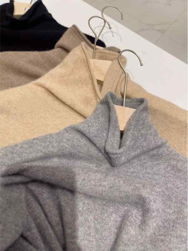 乐天商城 - ニット セーター カシミヤ ウール ハイネック タートルネック インナー 首元 細見え 上品 きれいめ 高見え 通勤 オフィス カジュアル シンプル 無地 長袖 トップス 秋 冬
