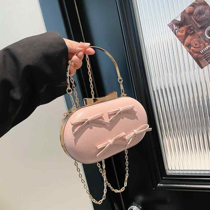 レディース ショルダーバッグ スマホポーチ ミニバッグ がま口 チェーン 斜めがけ ボックス型 パーティーバッグ 上品 大人可愛い きれいめ コンパクト 携帯ポーチ クラッチバッグ 肩掛け