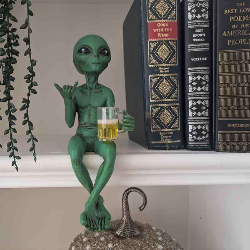 Rakuten - 置物 オブジェ 宇宙人 エイリアン UFO 樹脂製 レジン 庭 屋外 室内 ガーデンオブジェ フィギュア スタチュー ユニーク おもしろ インテリア 雑貨 ガーデニング 飾り 玄関 園芸 彫刻 癒やし 小さな像 ミニチュア