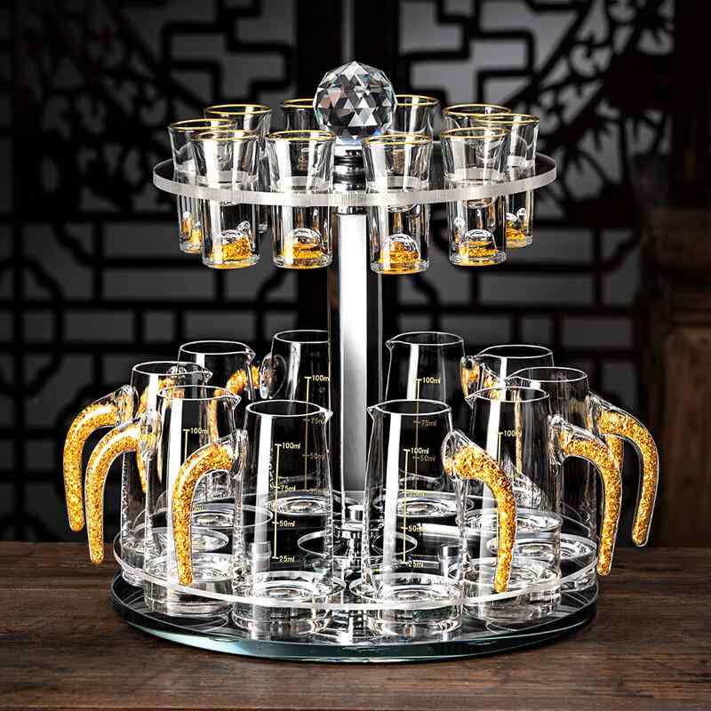 RVF400 - 男女兼用 酒器セット 金箔入り クリスタルガラス お猪口 徳利 小さめ 透明 ぐい呑み 冷酒器 高見え 上品 高級感 来客用 家庭用 ギフト おしゃれ ゴールド