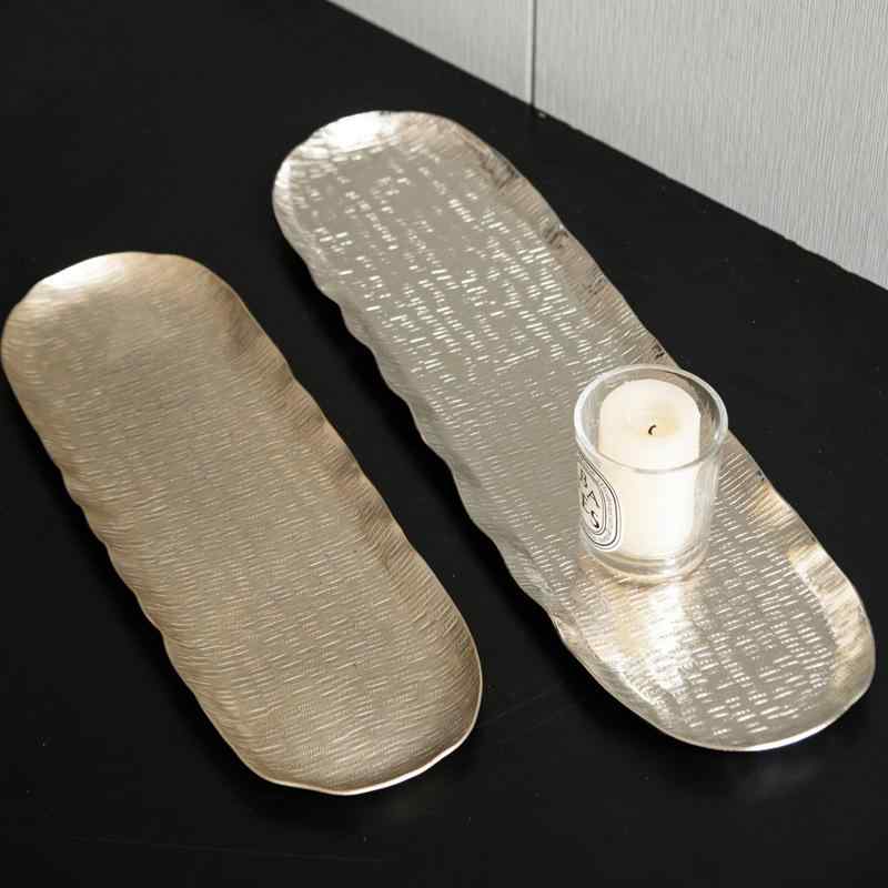 トレイ トレー 楕円形 ロング マット シルバー シャンパンゴールド モダン 高級感 上品 高見え おしゃれ 小物入れ 収納 卓上 置物 オブジェ インテリア雑貨 ディスプレイ デコレーション シンプル スタイリッシュ