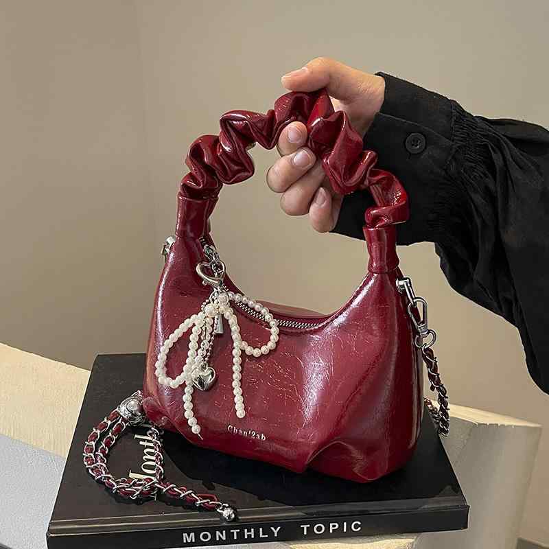 Rakuten - レディース バッグ ハンドバッグ ショルダーバッグ チェーン プリーツ ギャザー 高見え 上品 きれいめ 大人可愛い おしゃれ 通勤 カジュアル 普段使い 秋冬 レッド