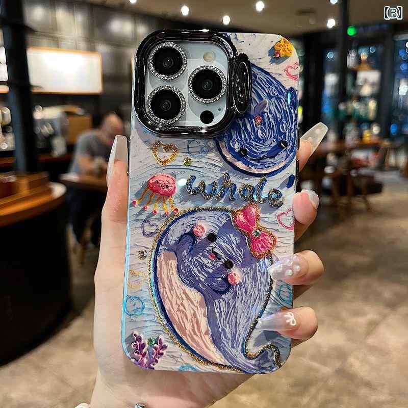 レディース iPhoneケース スマホケース iPhone16 iPhone15 Pro Max iPhone14 Plus スタンド機能 油絵風 サメ モチーフ ラインストーン キラキラ ブルーライト加工 鏡面仕上げ レンズ保護 高見え 個性的 大人可の商品画像 3