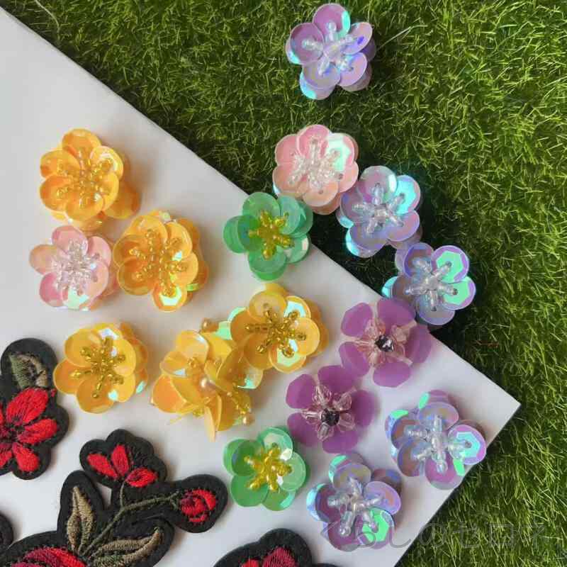 ハンドメイドアクセサリー 花型ビーズ スパンコール 小花装飾パーツ 2cm DIY 服飾...