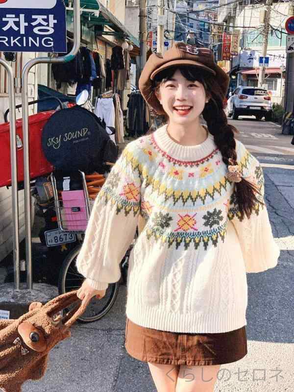 ・生地: ニット・主素材: ポリエステル 30-50%・副素材: スパンデックス 30%以下・柄: ジオメトリック・厚み: 中厚・セット: 単品・タイプ: プルオーバー・シルエット: ルーズ・袖形状: 標準・襟: ポロ・袖丈: 長袖・着丈: ミディアム 50-65cm・加工: ニット・カラー: ブルー, アプリコット