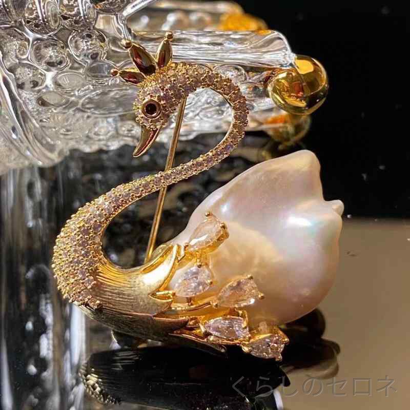 ・素材: 真珠,14K金・種類: ブローチ・形状: 動物・加工: 真珠镶嵌・カラー: 金色天鹅,銀色天鹅・天然淡水真珠: 15-20mm・真珠直径: 18mm以上・スタイル: 百搭・対象: 女性・流行要素: 動物
