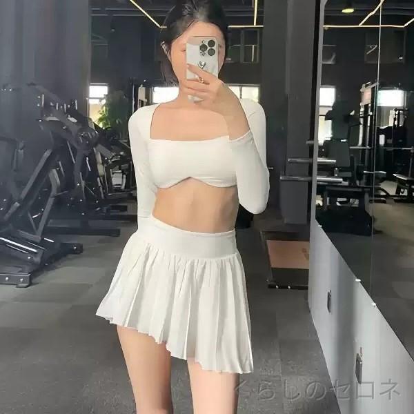 ・対象性別: 女性・柄: 無地・機能: 吸湿速乾・表素材: ナイロン75%・裏素材: コットン75%,スパンデックス25%・色: ブラック,ココア・サイズ: S,M,L,XL・袖丈: ノースリーブ・着用方法: プルオーバー・セット内容: 2点セット・パンツスタイル: ストレート・トップ丈: 腹丈・フィット: タイト